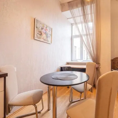 Riga, Centre, 2r Appartment, For Business Travellers Or Couple * Riga